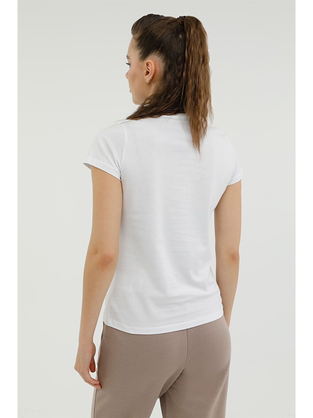 W-CT122 BASIC C NECK T-SH Beyaz Kadın Kısa Kol T-Shirt-1