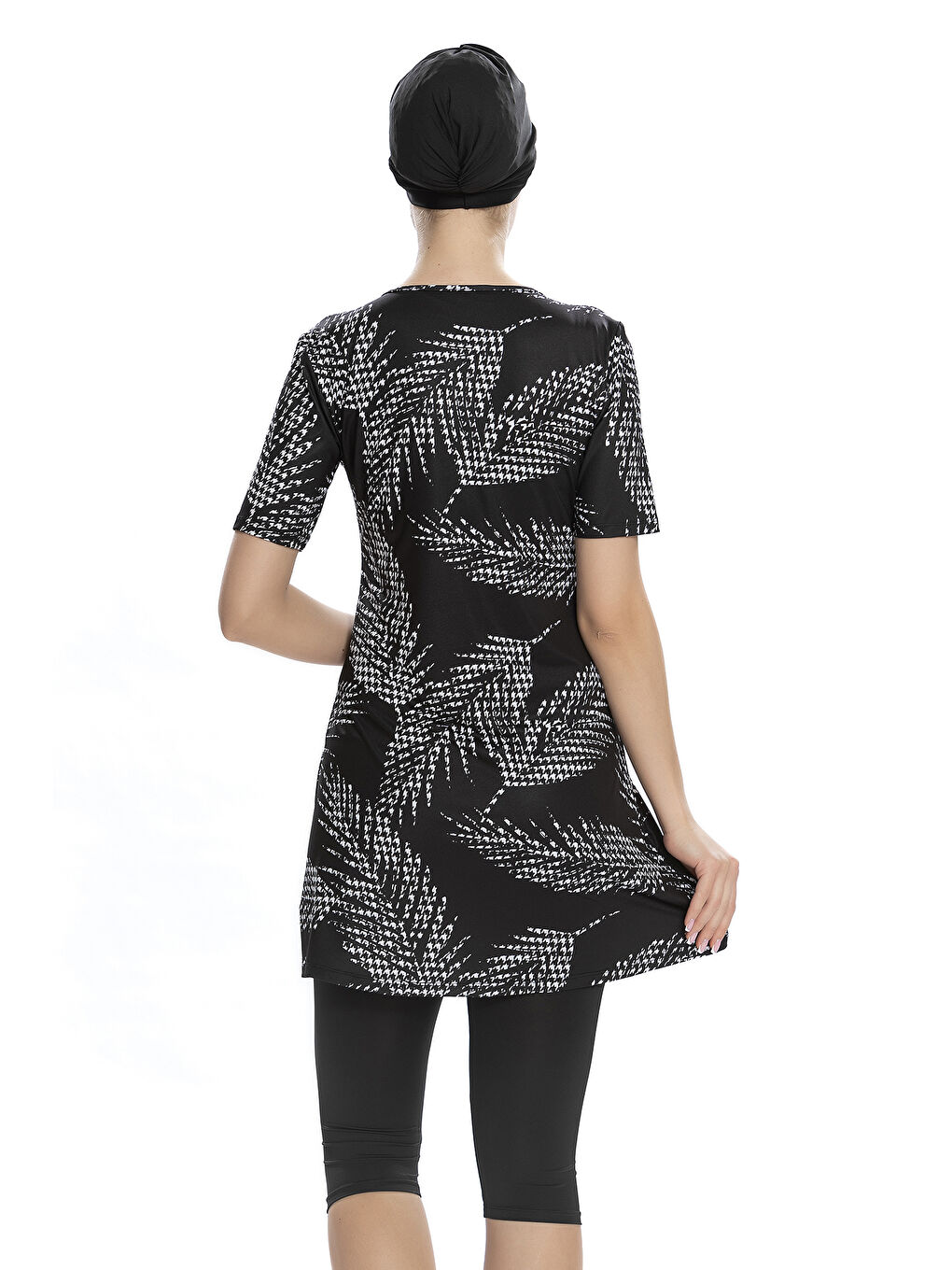 Kısa Kol Taytlı Yarı Kapalı Mayo 206-01 Siyah-1