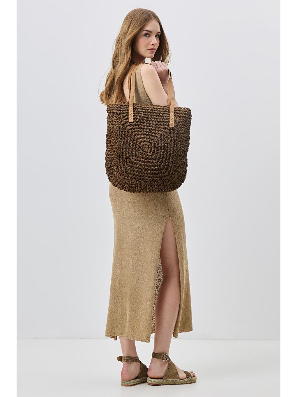 Kahverengi Hasır Omuz Çantası Y9205 Kahve-1