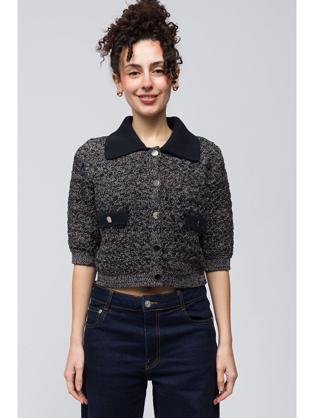 Arau - Gömlek Yaka Sim İplik ve Düğme Detaylı Kısa Kollu Triko Bluz - Lacivert Renk-2