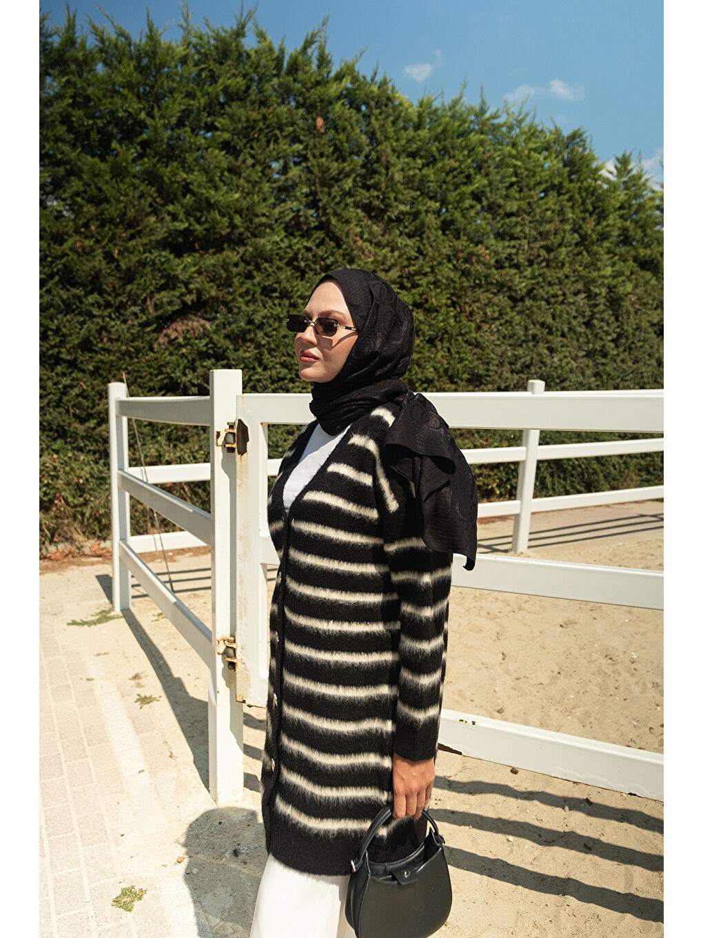 Kadın Çizgili Uzun Triko Ceket Siyah-2