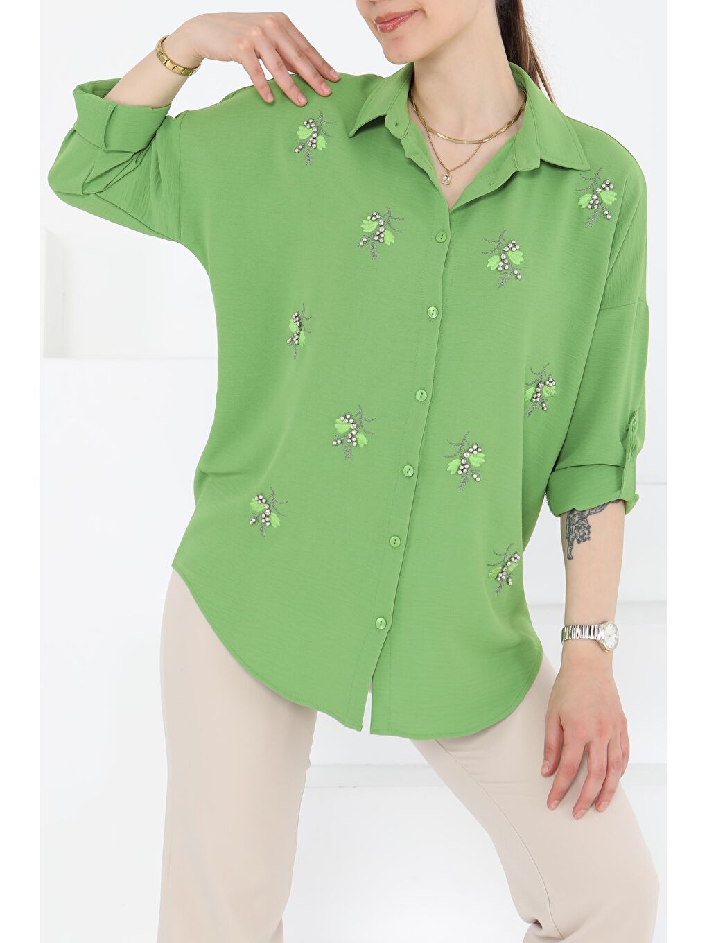Yeşil Nakışlı İncili Gömlek Yesil - 27244