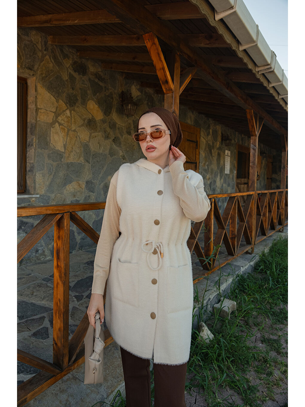 Kadın Bel Bağlamalı Triko Yelek Bej-2