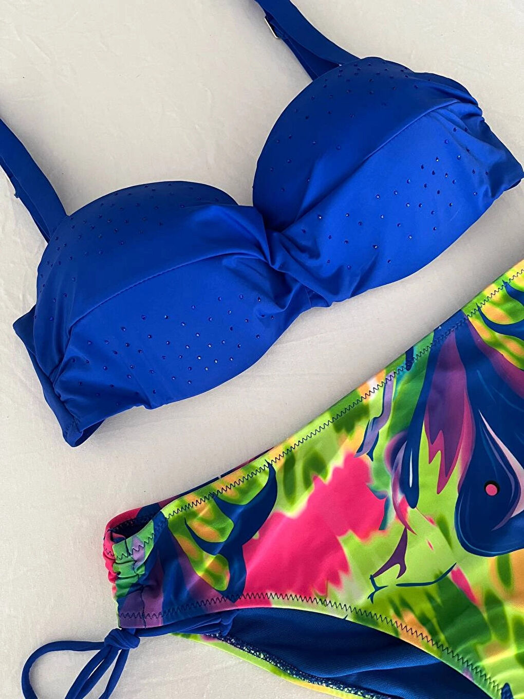 Kadın Saks Mavi Taş İşlemeli Astarlı Bikini Takım HZL25S-LC3334-4