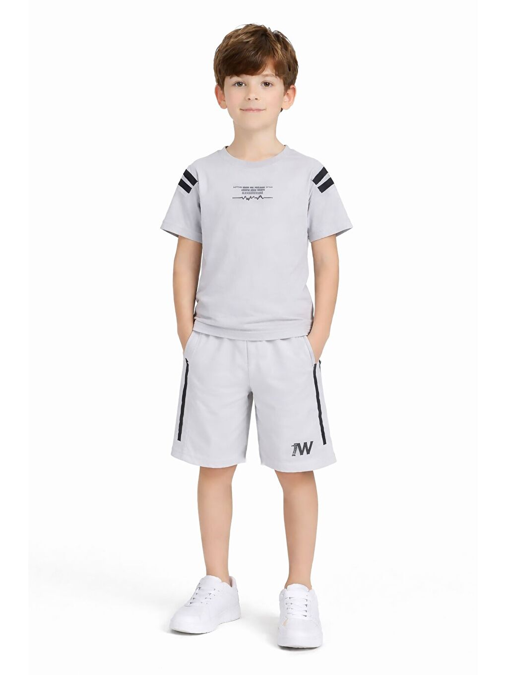 Gri Şerit Detaylı Yazılı Tişörtlü Erkek Çocuk Şortlu Takım 23769-1