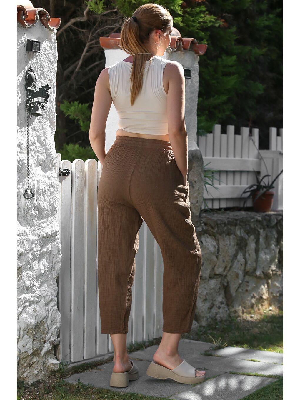 Organik Pamuk Kahverengi Cepli Lastikli Ve Bağlamalı Bel Şalvar Müslin Dokuma Pantolon 100 65-1