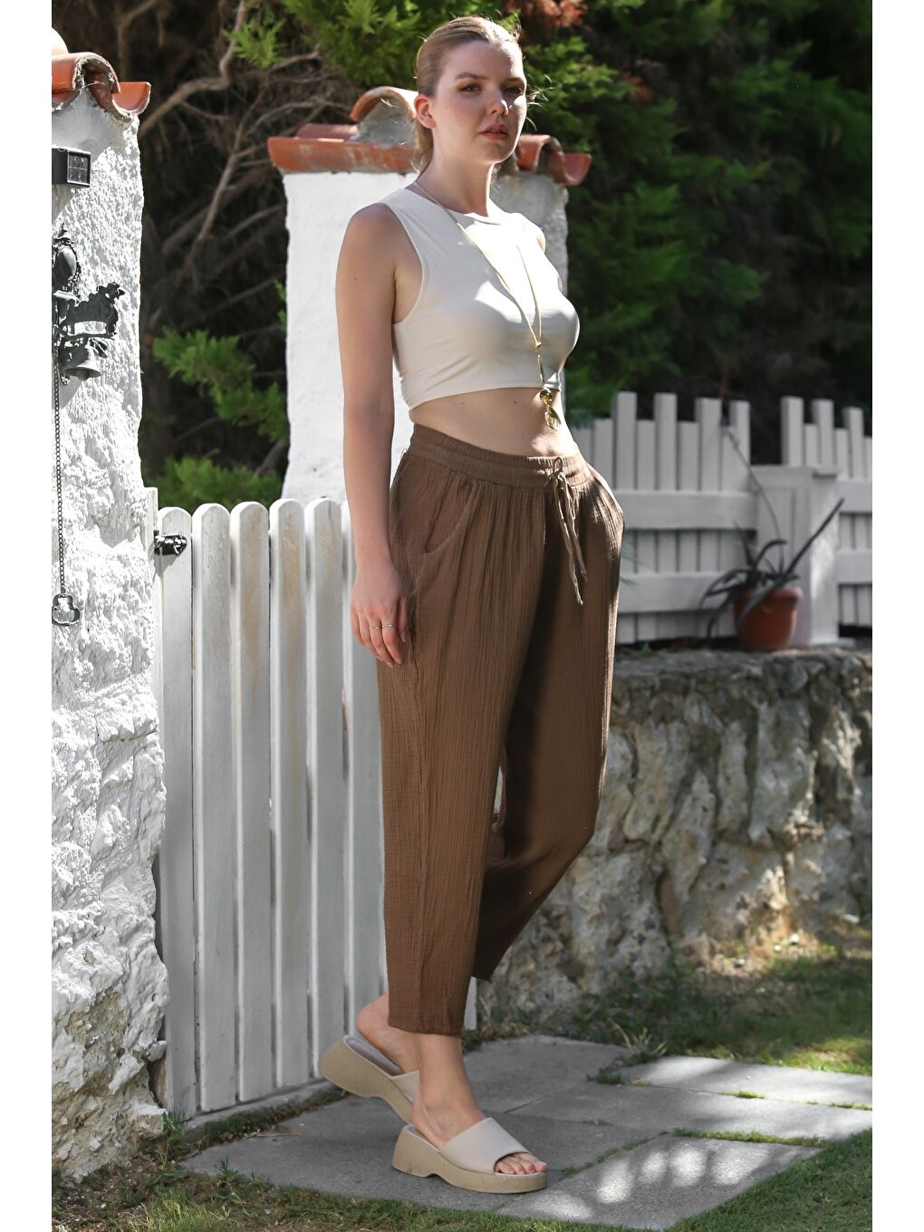 Organik Pamuk Kahverengi Cepli Lastikli Ve Bağlamalı Bel Şalvar Müslin Dokuma Pantolon 100 65-5