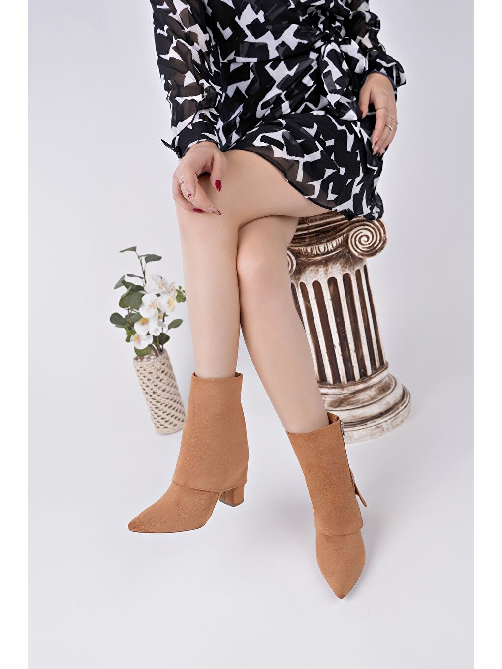 Kahverengi İMPERA Sivri Burun Kalın Topuklu Fermuarlı Kadın Bot-4