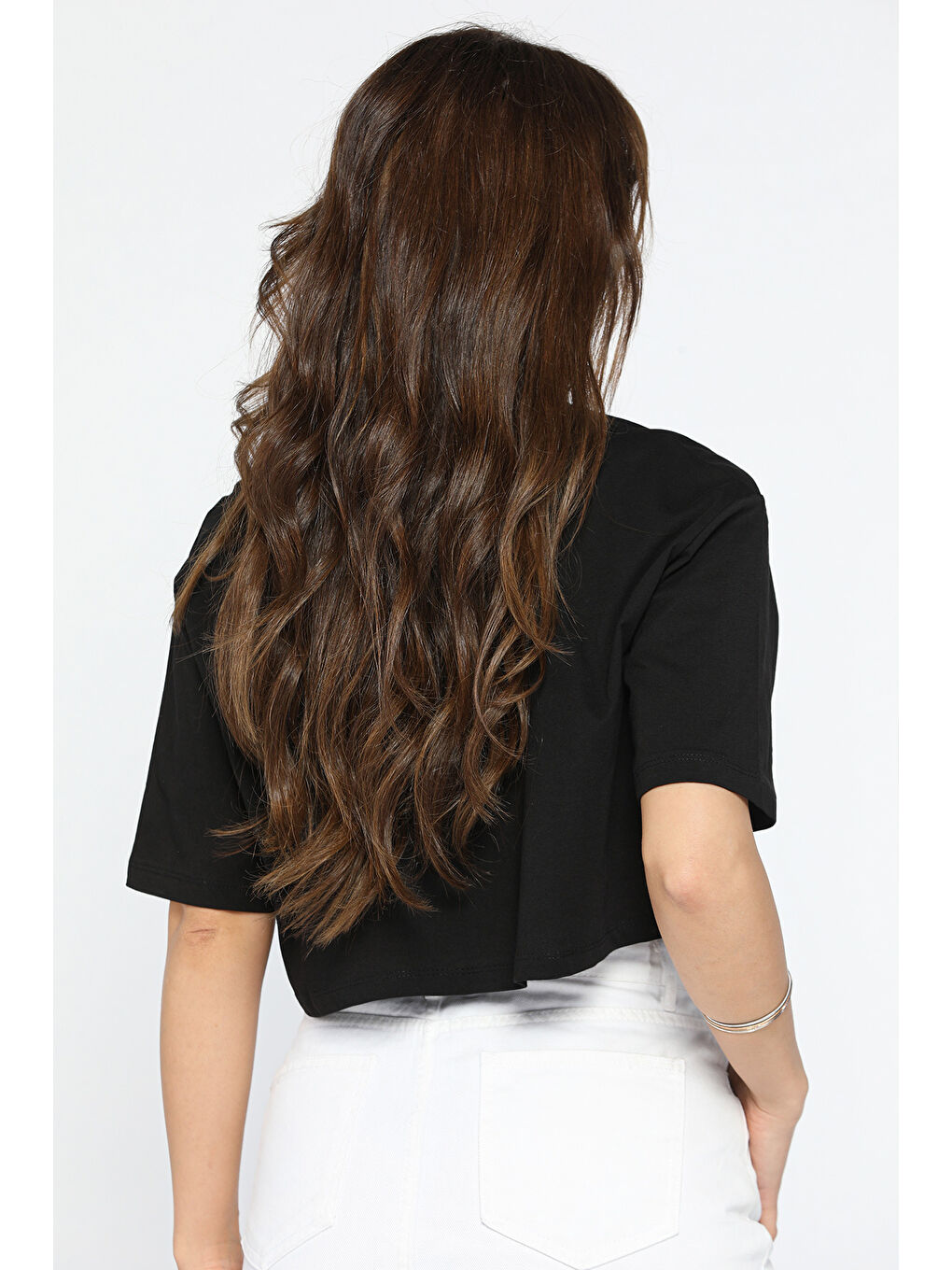 Siyah Baskılı Bisiklet Yaka Kadın Tişört-3