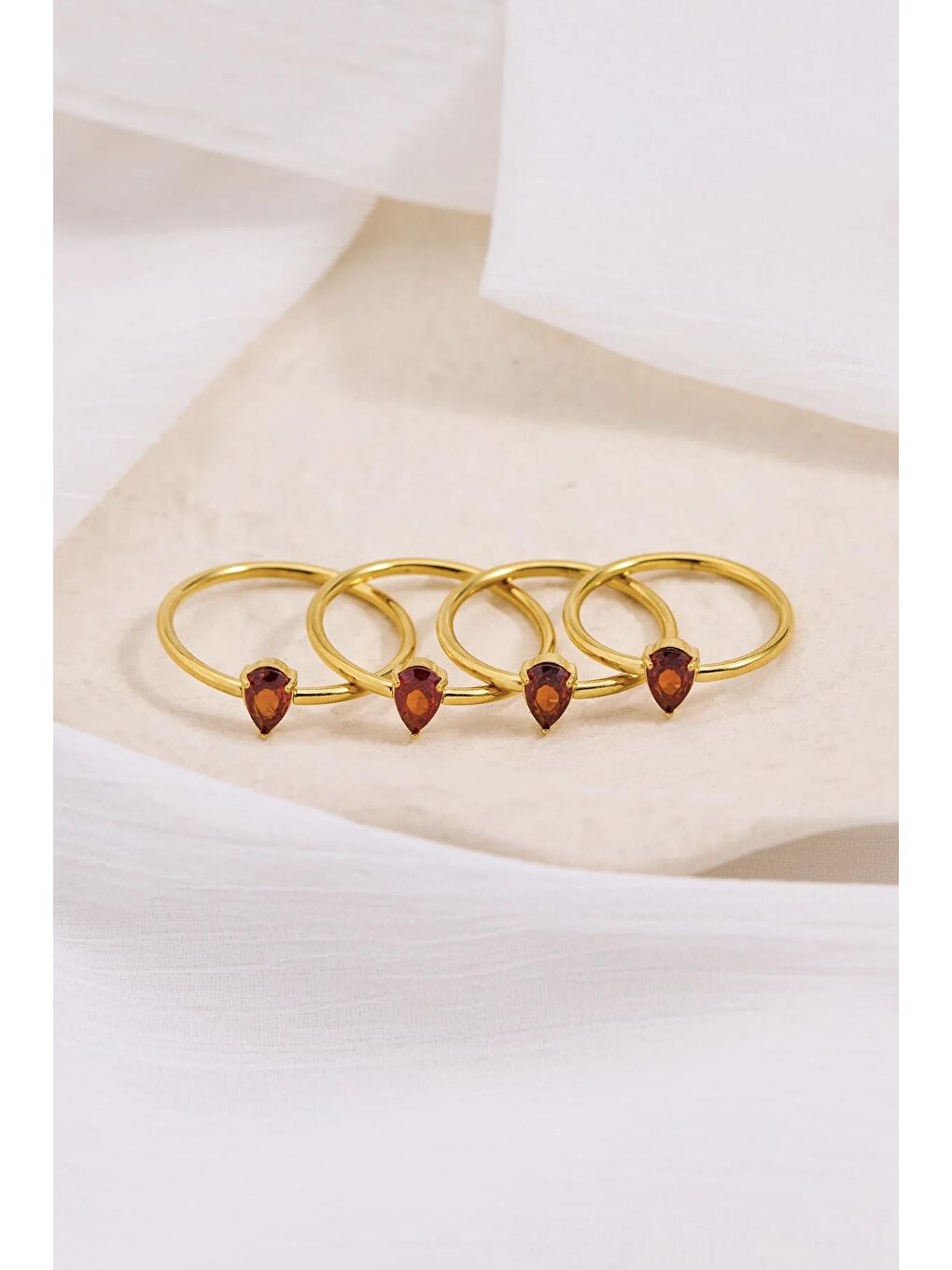 Kırmızı Çelik Damla Zirkon Taşlı Minimal Eklem Yüzük Seti 4 adet-2