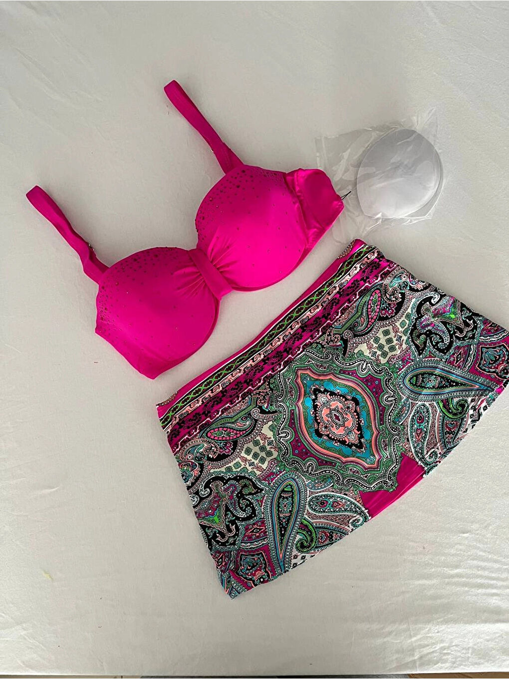 Kadın Fuşya Taş İşlemeli Desenli 3 Parça Bikini Takım HZL25S-LC3326-2