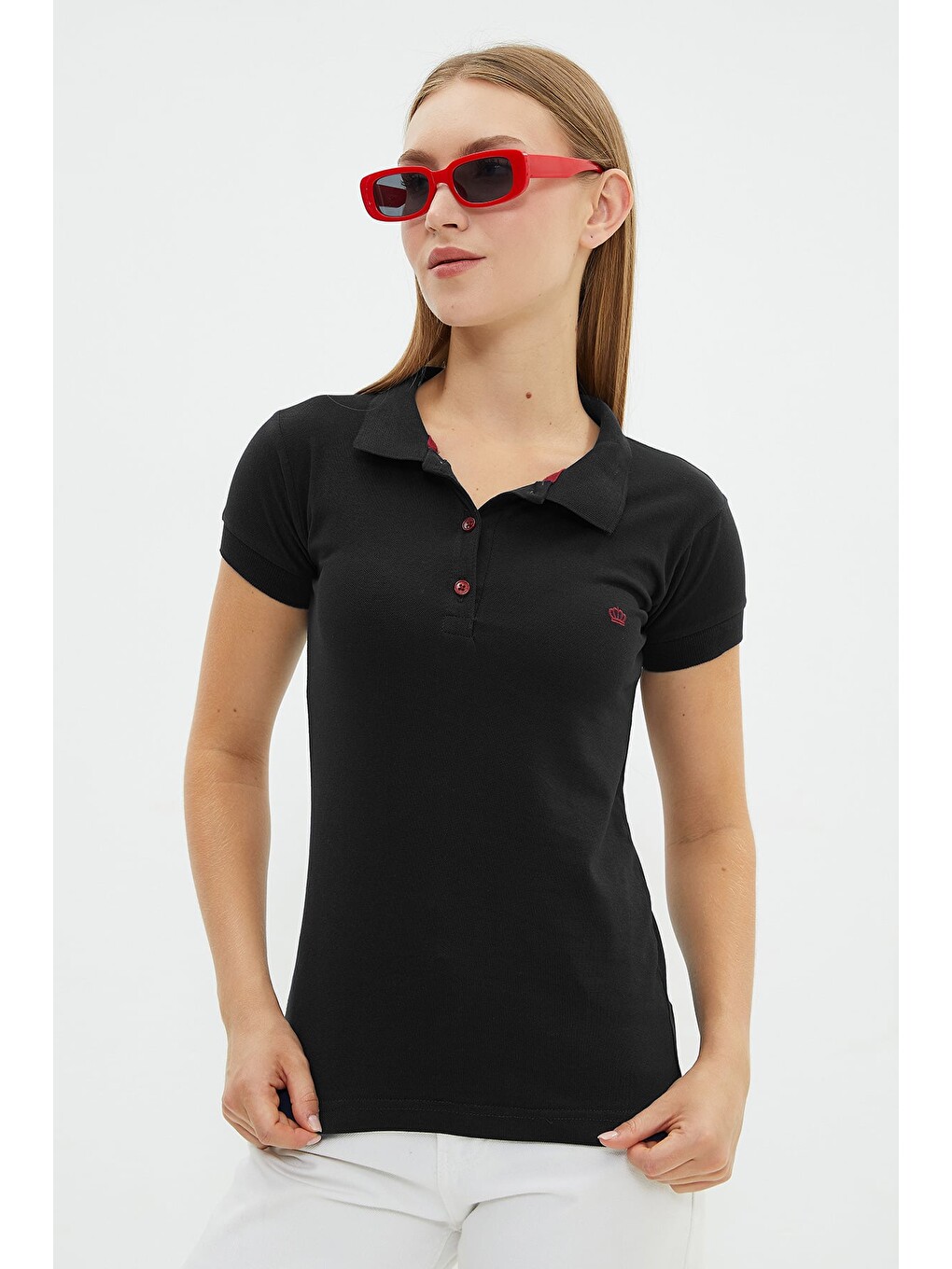 Siyah Nakışlı Polo Yaka Slim Fit Tişört-1