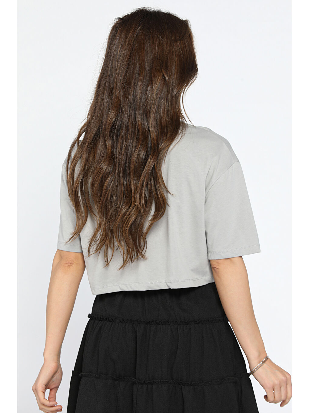 Gri Baskılı Bisiklet Yaka Kadın Tişört-3