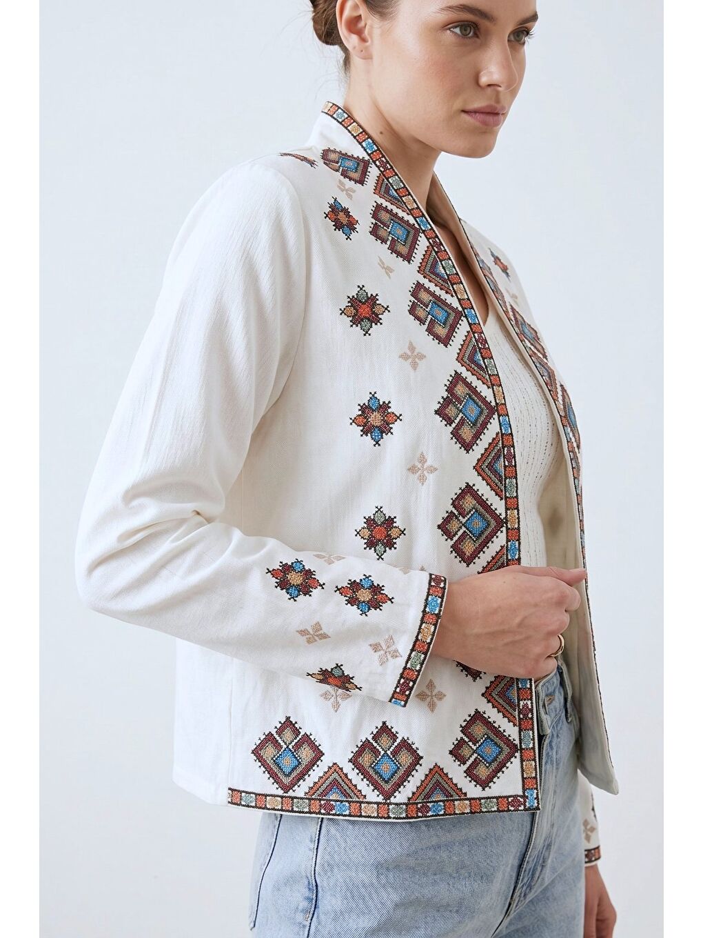 Ekru Kadın Oversize Önü Açık Etnik Nakışlı İnce Gabardin Ceket-2