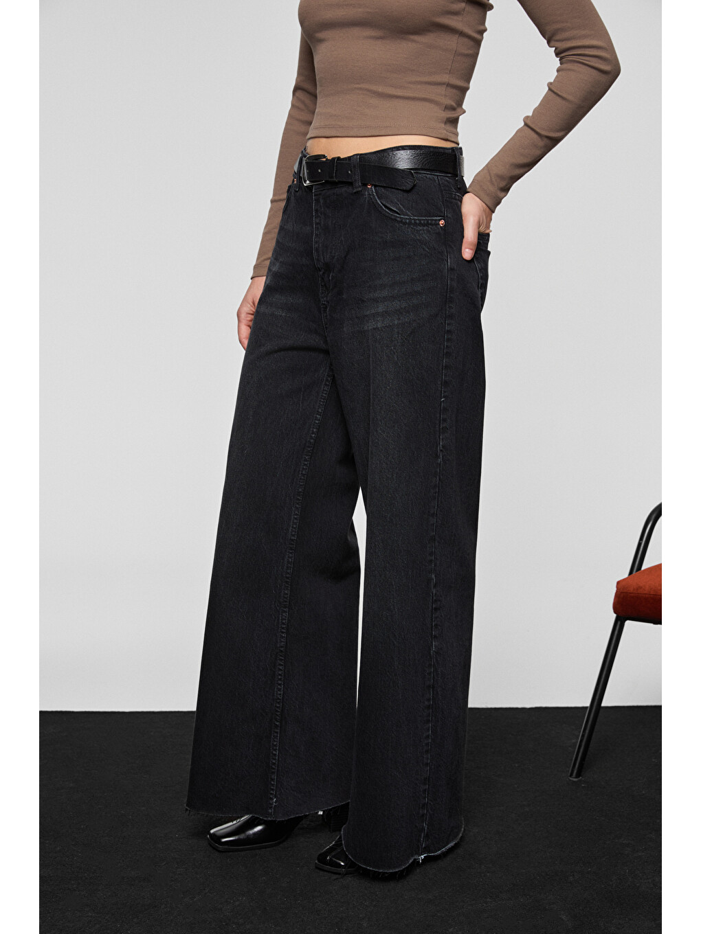Pıedra Kadın %100 Pamuk Geniş Paça Paçası Dikişsiz Bitişli Denim Siyah Jeans-4
