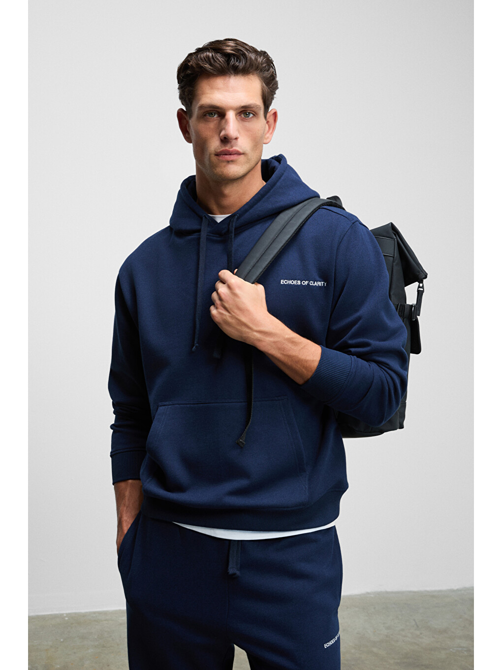 Scarn Erkek Pamuklu İçi Polarlı Nakışlı Kapüşonlu Relaxed Koyu Lacivert Sweatshirt-1