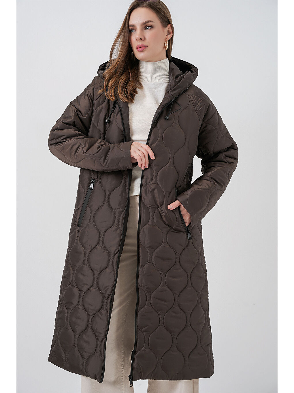 5177 Kapüşonlu Uzun Kapitone Mont - Kahverengi