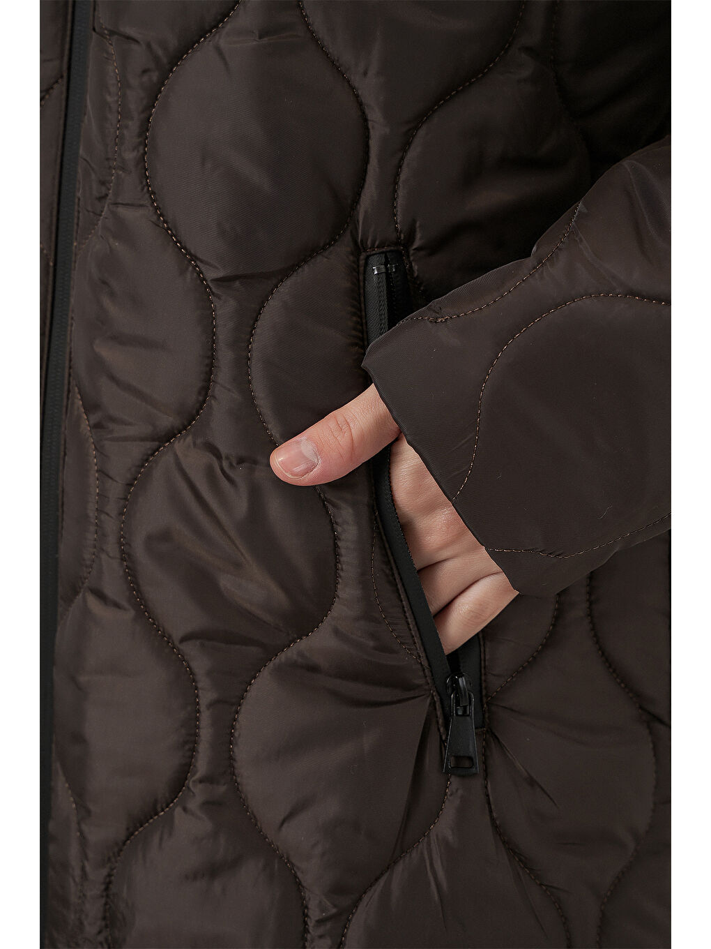 5177 Kapüşonlu Uzun Kapitone Mont - Kahverengi-4