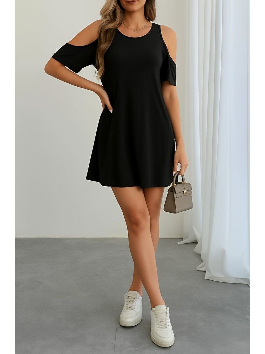 Siyah Kadın Kısa Kollu Omuz Pencere Detay Kiloş Viskon Elbise-1