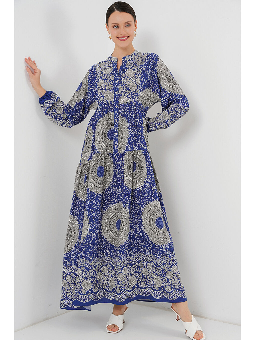 Mavi 2423 Otantik Desenli Tesettür Elbise - Saks 4