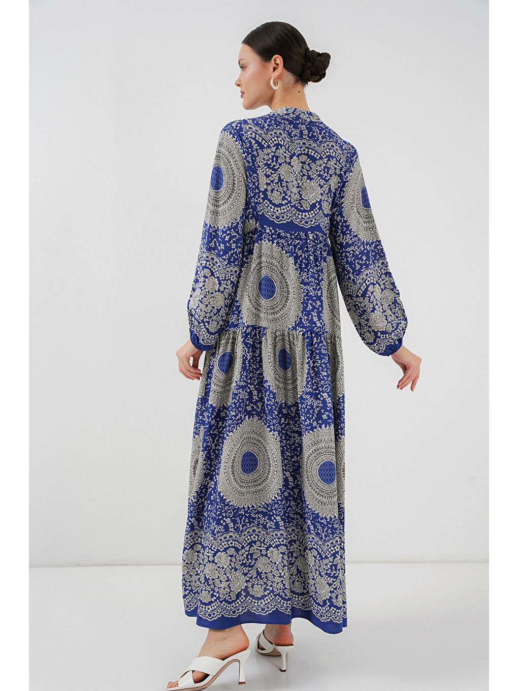 Mavi 2423 Otantik Desenli Tesettür Elbise - Saks 4-4