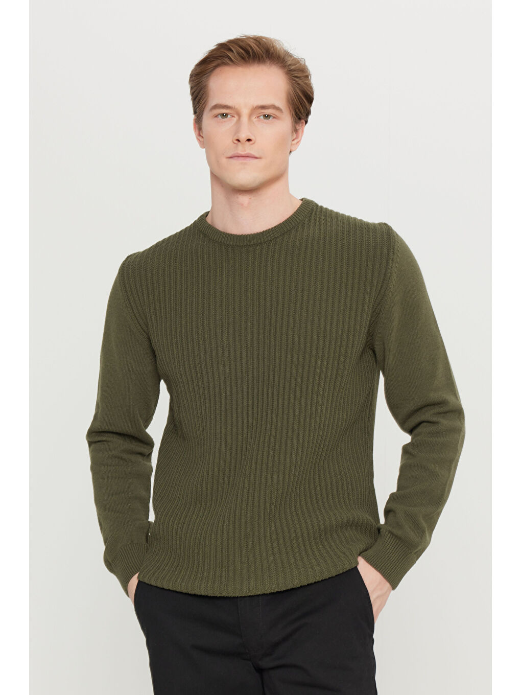 Erkek Haki Pamuklu Standart Fit Normal Kesim Bisiklet Yaka Jakarlı Triko Kazak-2