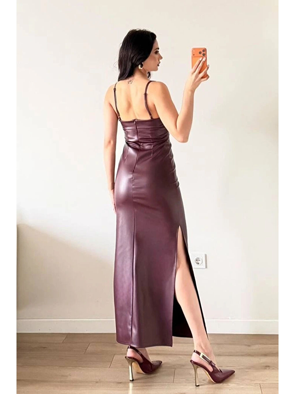 Kadın Bordo Askılı Deri Elbise 1041-2756-1