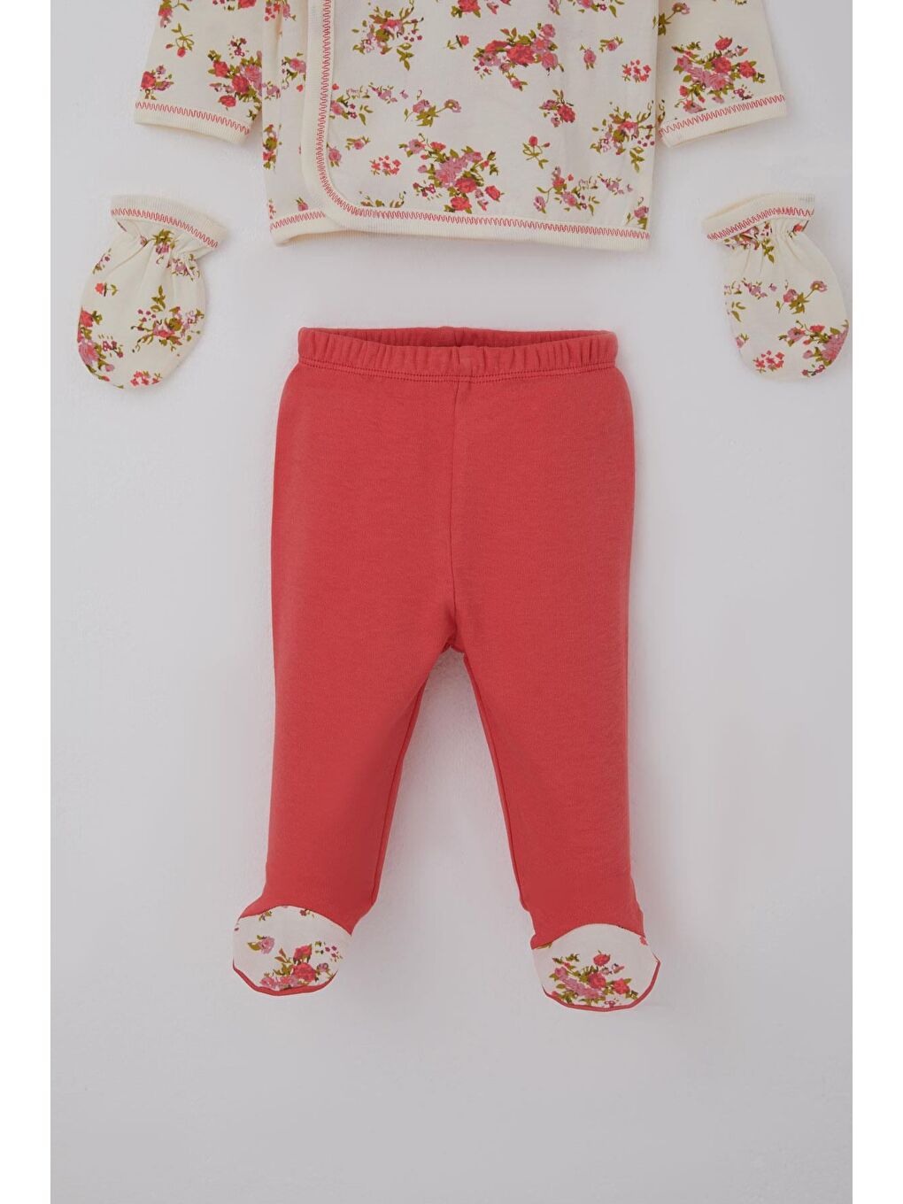 Ekru Kız Bebek Hastane Çıkışı 5 Li Bahar Esintisi Gül Desenli Krem (0-3 Ay)-3