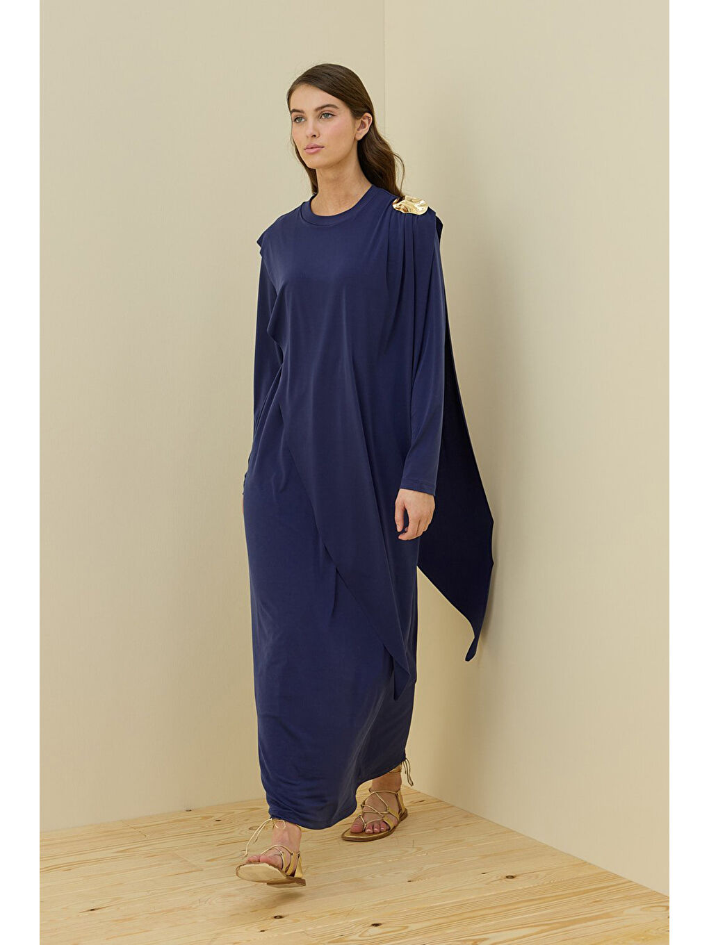 Çıkarılabilir Broş Detay Kuşaklı Doha Elbise 1654 Lacivert-1