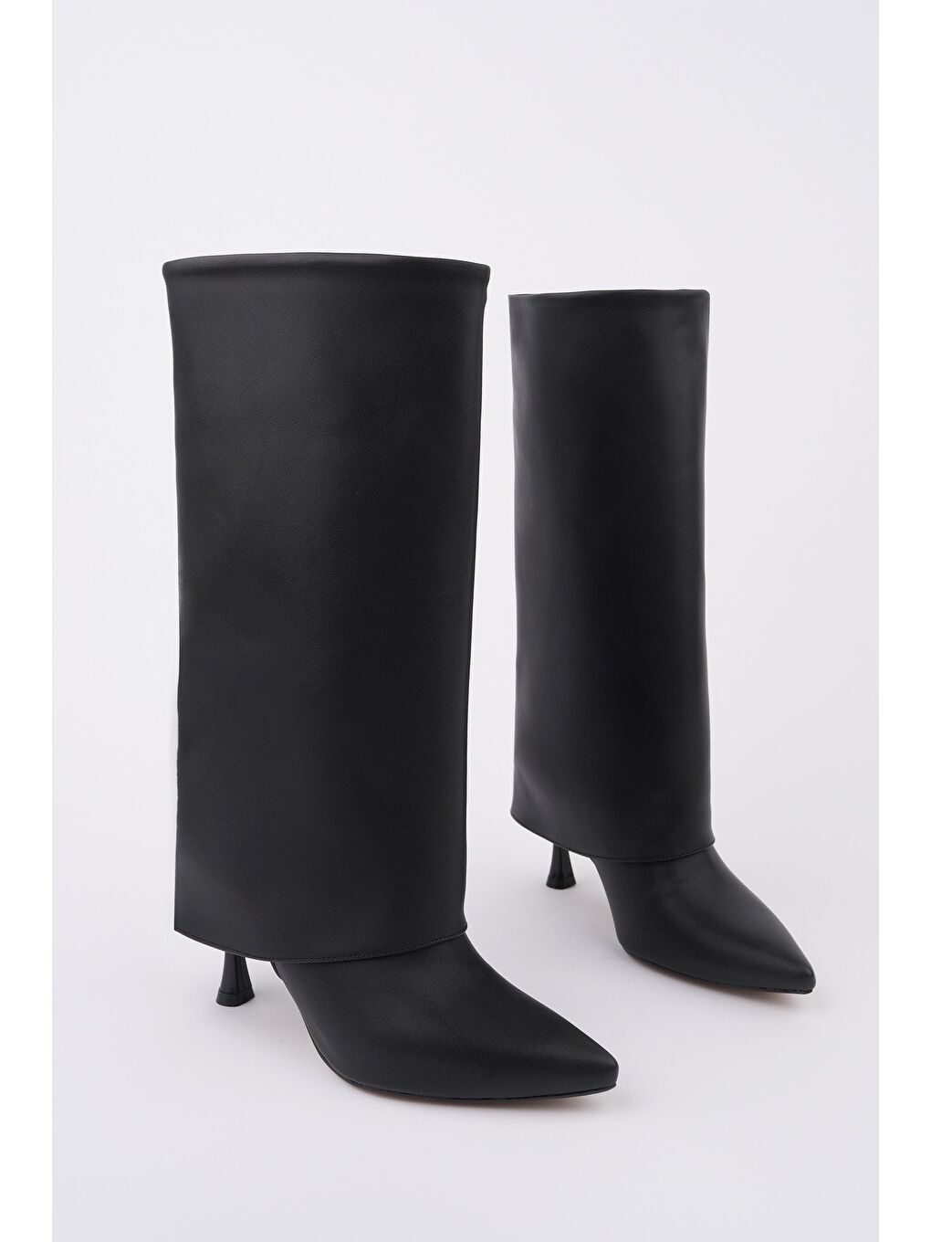 Siyah MİLENA Sivri Burun İnce Topuklu Kadın Çizme