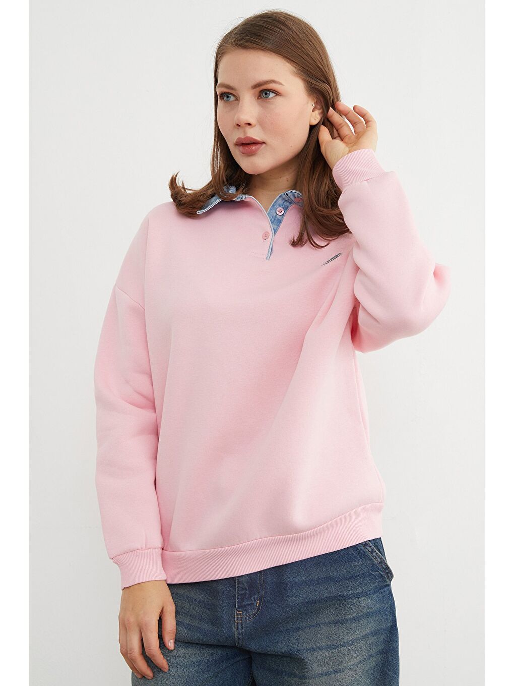Pembe 3 İplik Kalp Nakışlı Polo Yaka Denim Detaylı Sweatshirt-4
