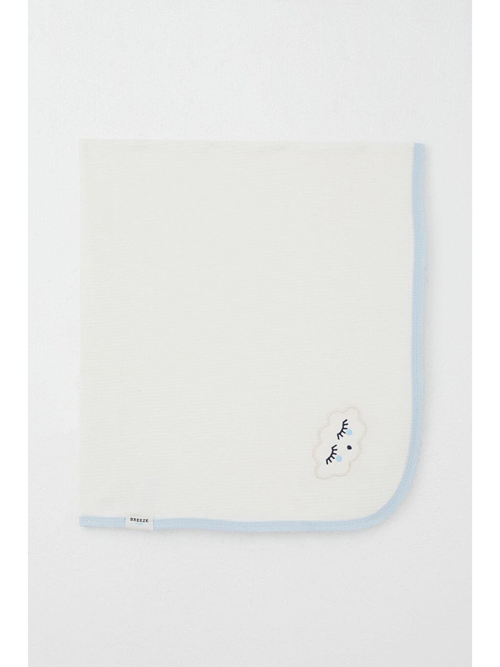 Yenidoğan Bebek Battaniyesi Kadife Sevimli Bulut Baskılı Ekru (77 X 88 Cm)