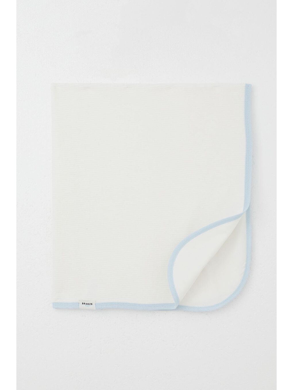 Yenidoğan Bebek Battaniyesi Kadife Sevimli Bulut Baskılı Ekru (77 X 88 Cm)-1