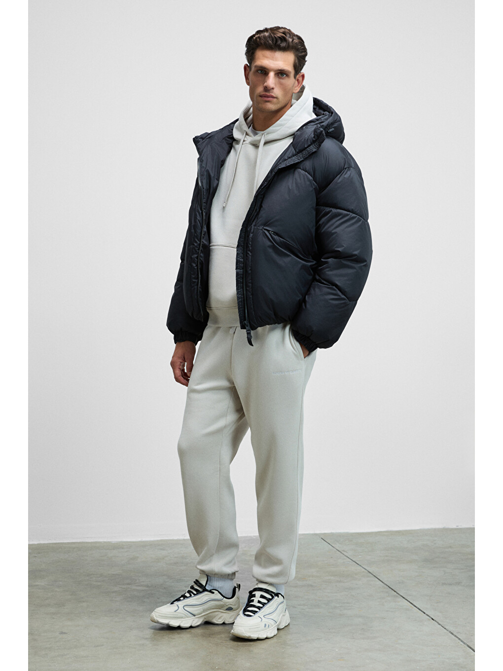 Scarn Erkek Pamuklu İçi Polarlı Nakışlı Kapüşonlu Relaxed Gri Sweatshirt-2
