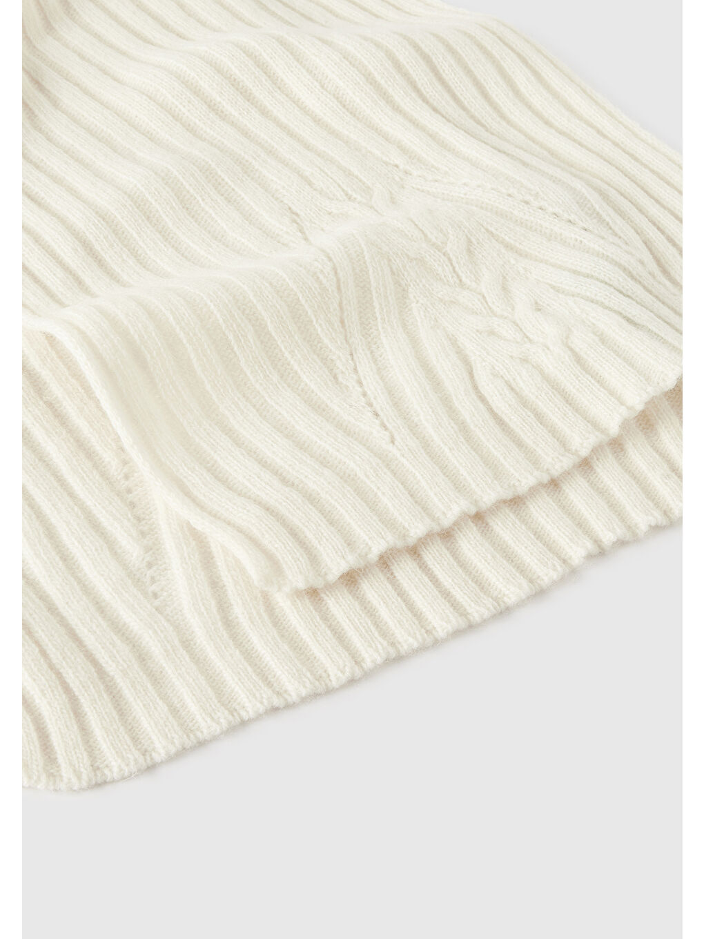 Ekru Kadın Krem Yün Karışımlı Örgü Motifli Ribanalı Atkı-1