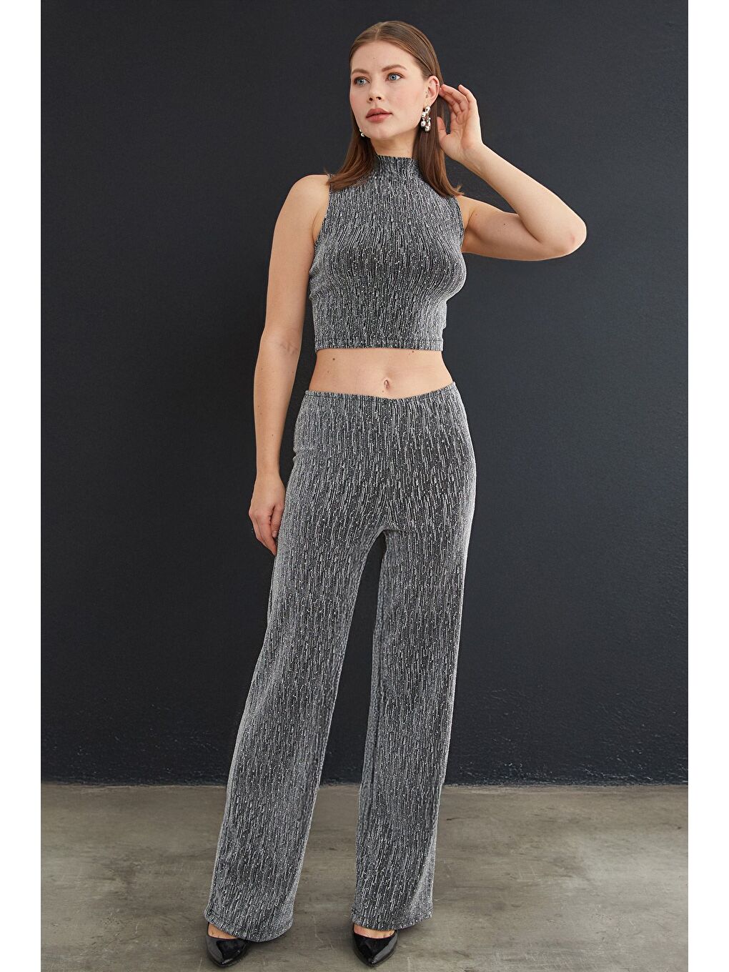 Gri Beli Lastikli Taşlı Ve Simli Palazzo Pantolon-1