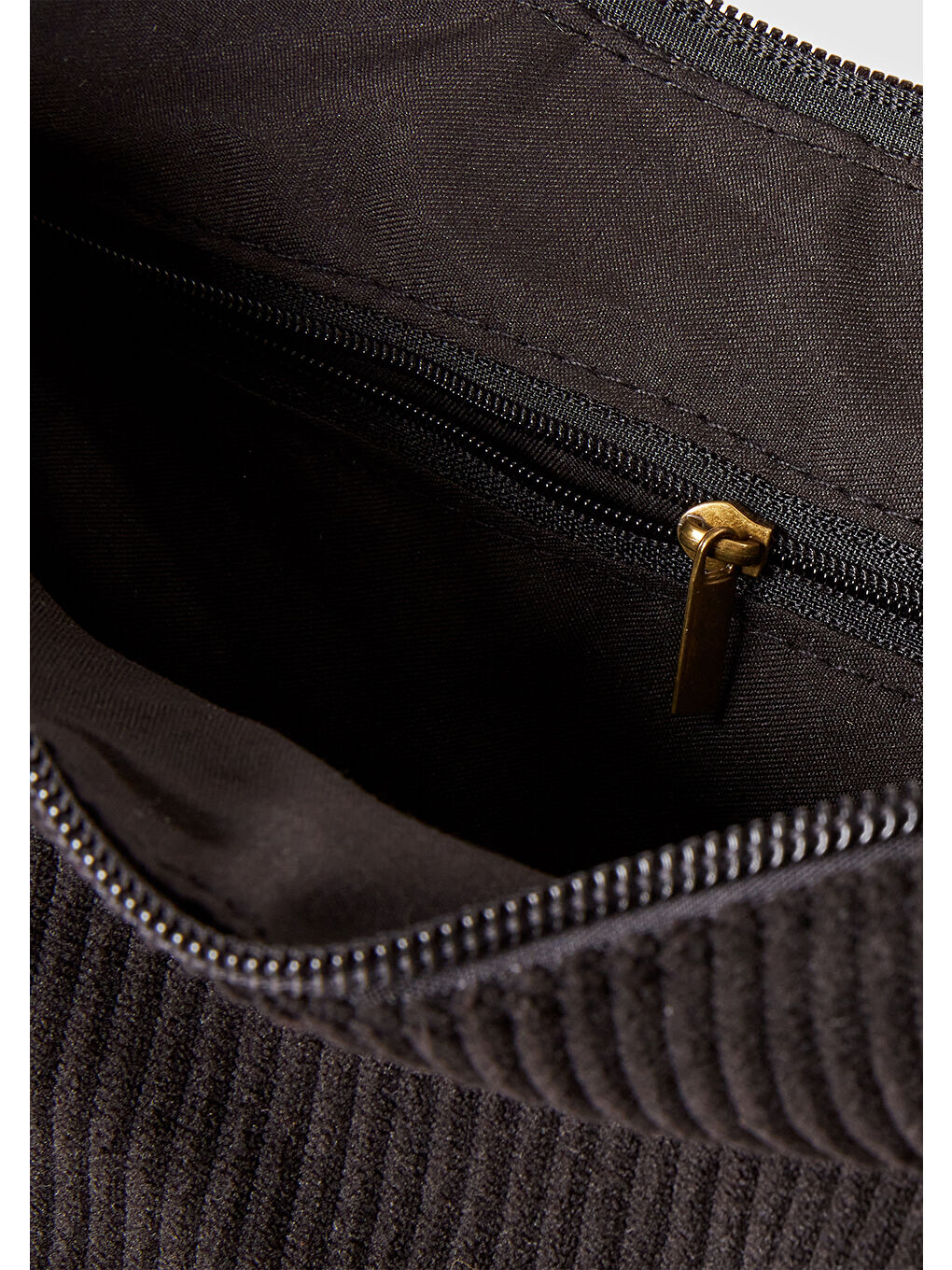 Kadın Siyah Suni Deri Detaylı Fermuarlı Kadife Bowling Çanta-2