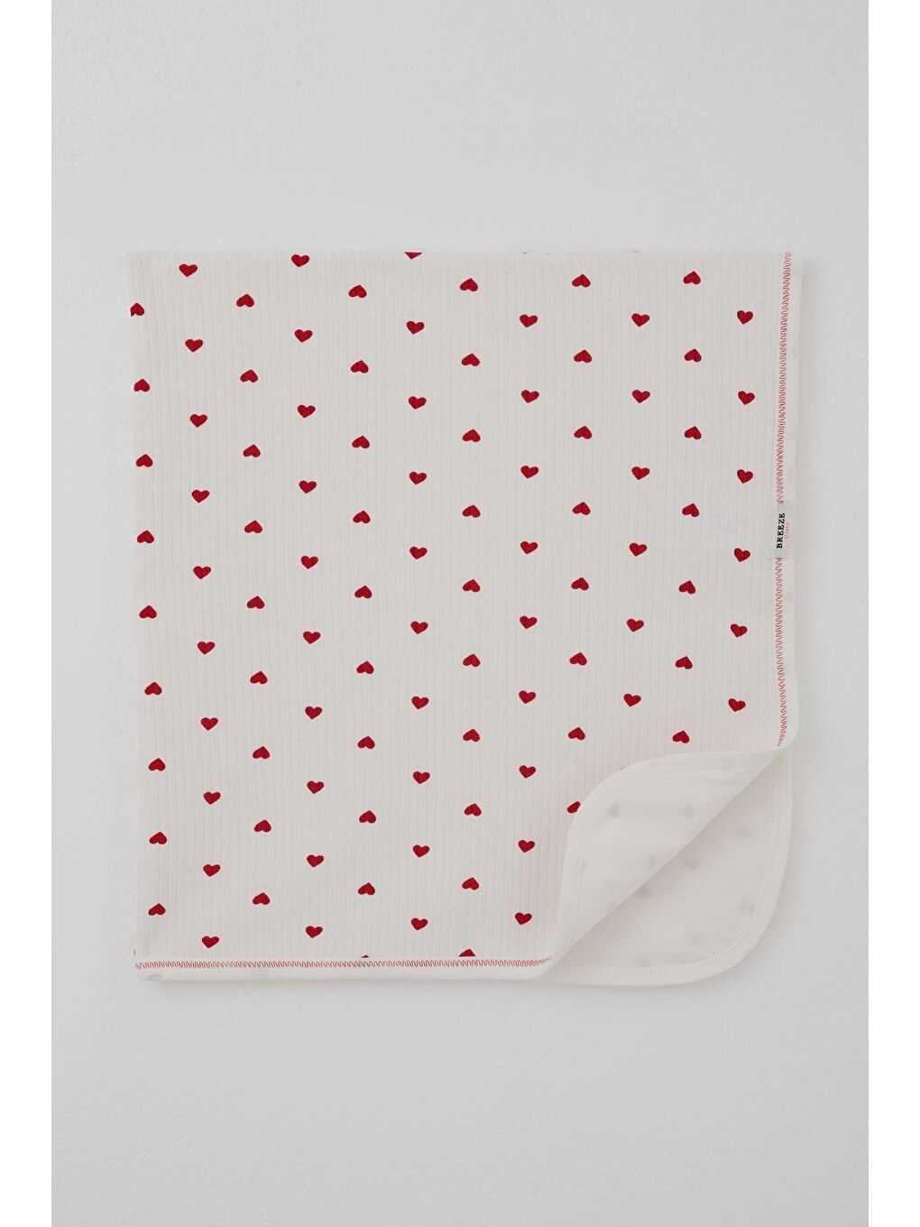 Yenidoğan Bebek Battaniyesi Kalp Desenli Ekru (78 X 88 Cm)-1