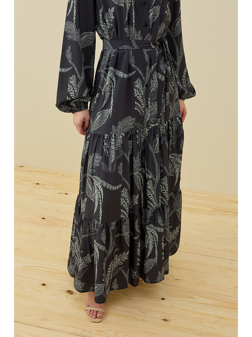 Etek Ucu Fırfır Detay Desenli Düğmeli Estope Elbise 1659 Siyah-3