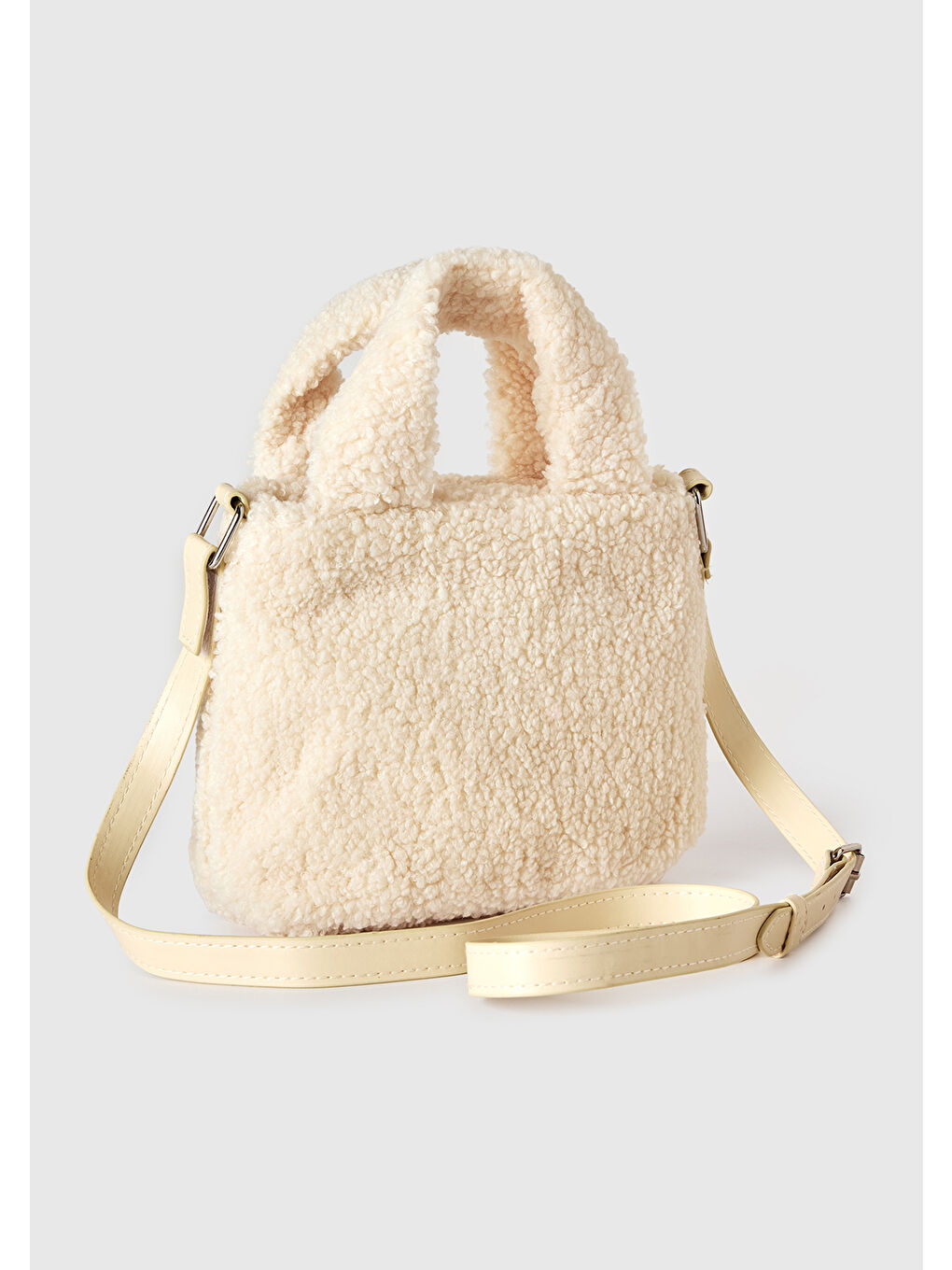 Kız Çocuk Ekru Logo Baskılı Cepli Teddy Omuz Çanta-1