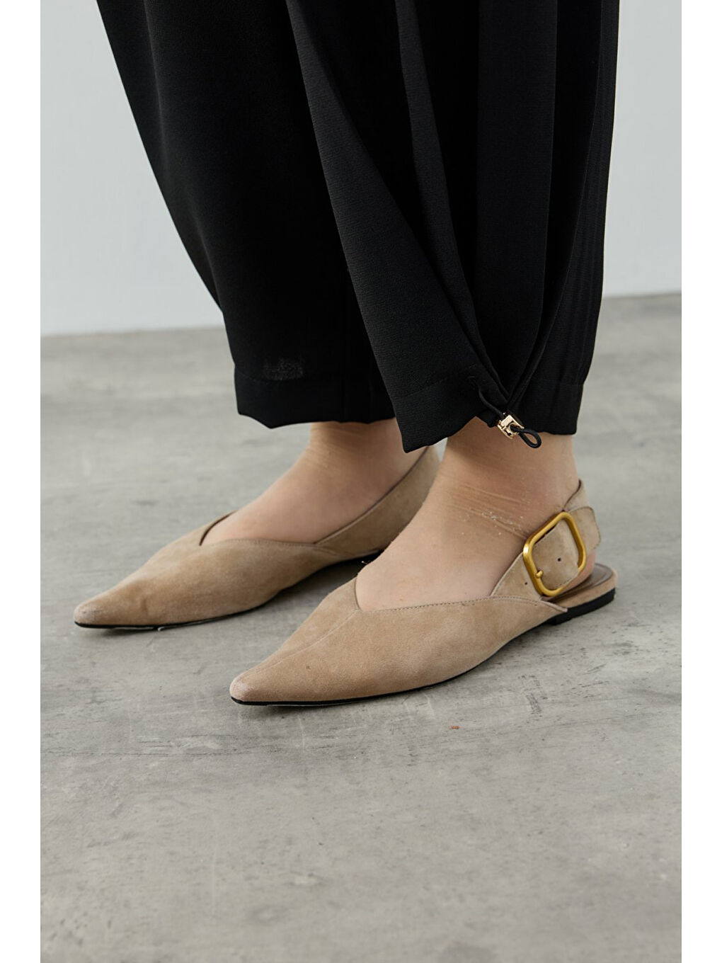 Beli Latikli Spor Krep Pantolon 1628 Siyah-1