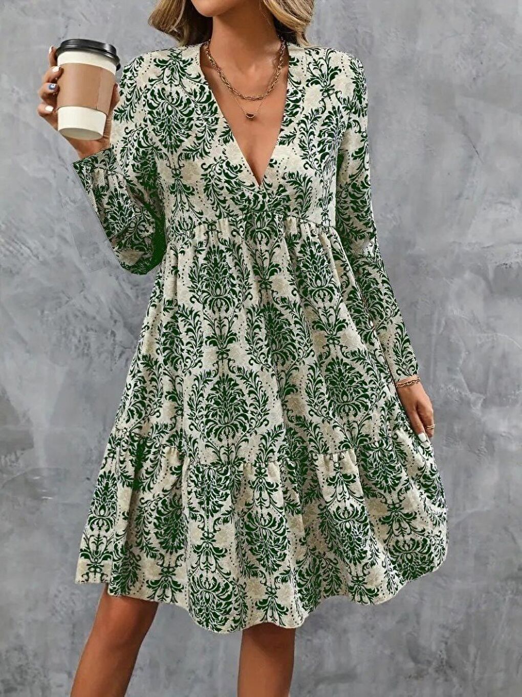 Yeşil Kadın Uzun Kollu V Yakalı Fırfırlı Mini Süprem Elbise