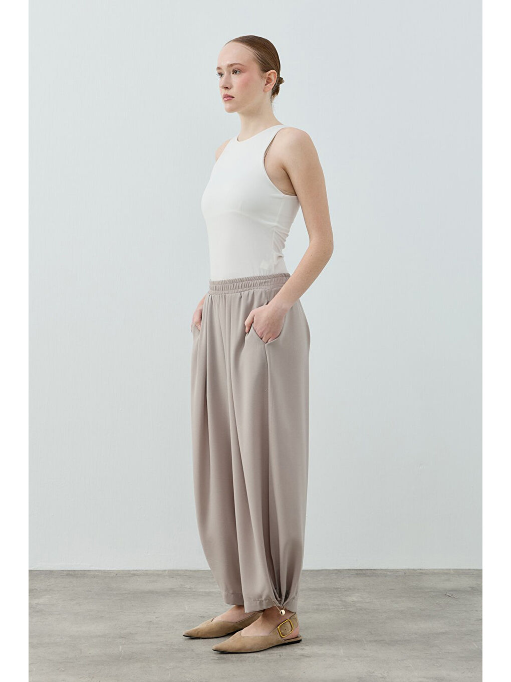 Bej Beli Latikli Spor Krep Pantolon 1628 Vizon-2