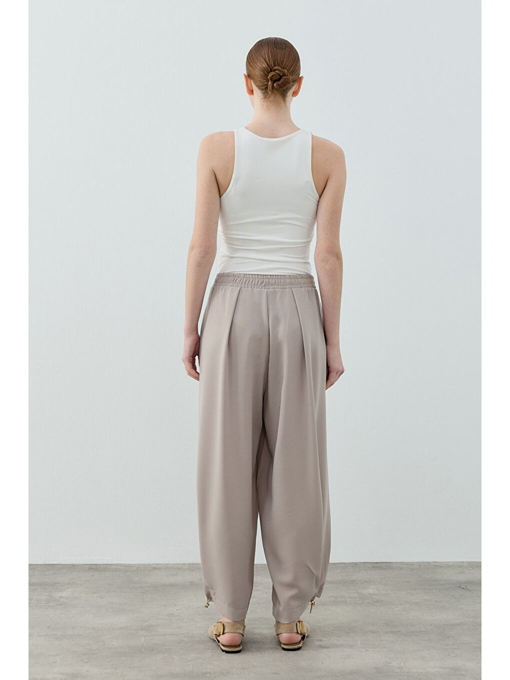 Bej Beli Latikli Spor Krep Pantolon 1628 Vizon-3