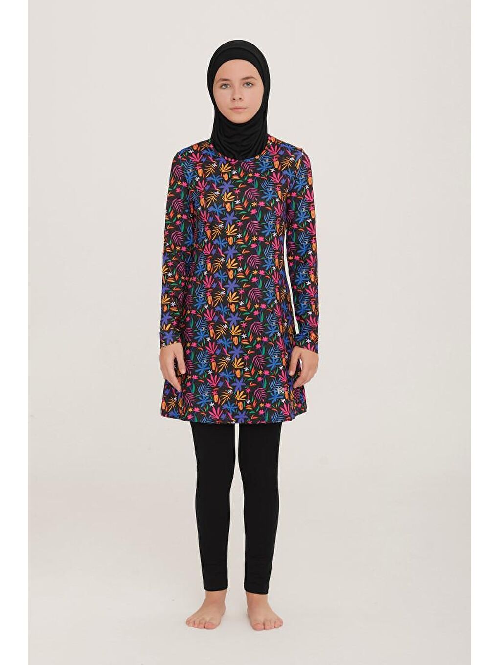 Genç Tam Kapalı Likralı Tesettür Mayo Lınnıe 4 8123 Siyah-1