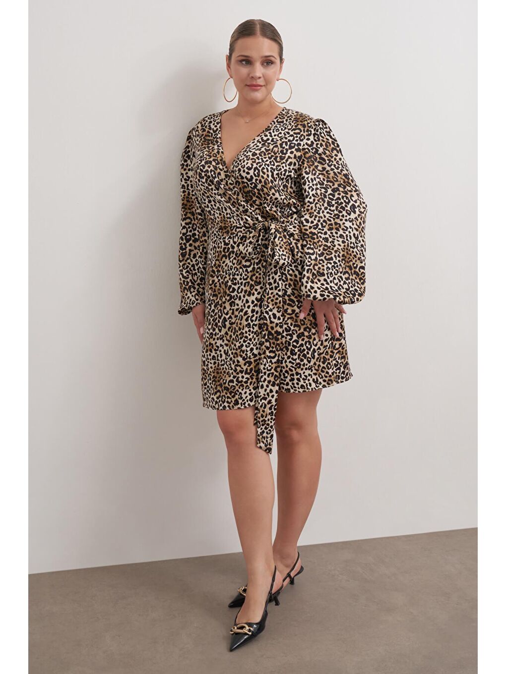 Kahverengi Beli Kuşaklı Leopar Elbise-4