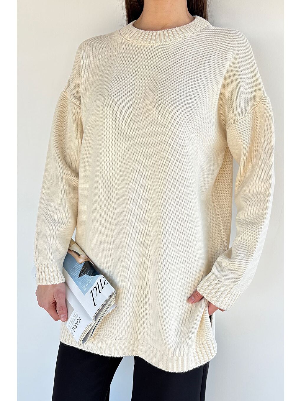 Ekru Kadın Bisiklet Yaka Yırtmaçlı Triko Tunik