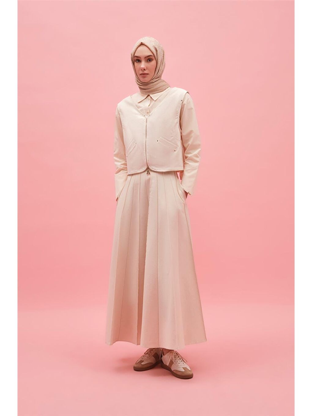 Ekru Fonksiyonel Çanta Olabilen Yelek 25Y4505 Naturel