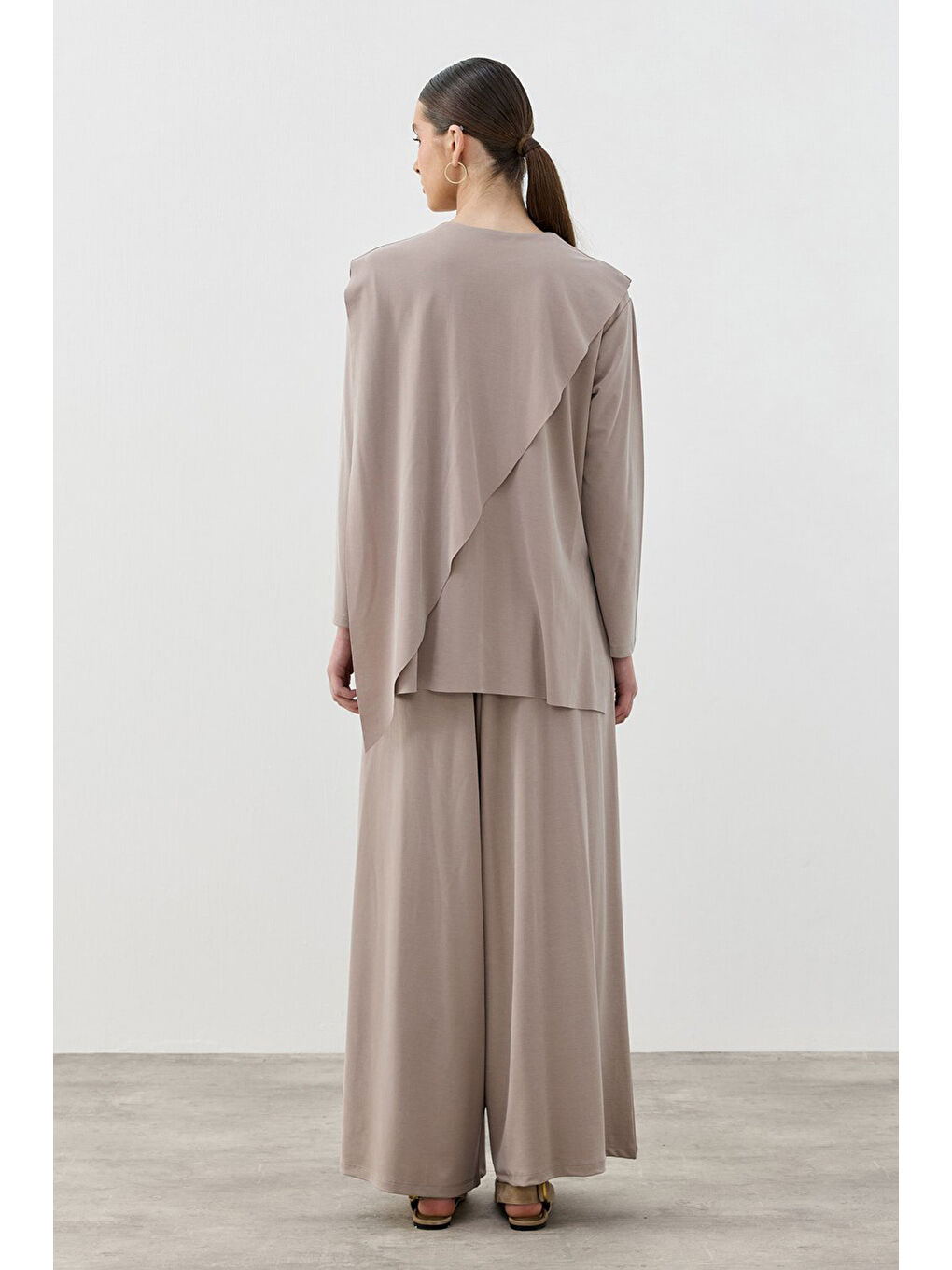 Bej Önü Pileli Pantolonlu Moly Takım 1626 Vizon-3