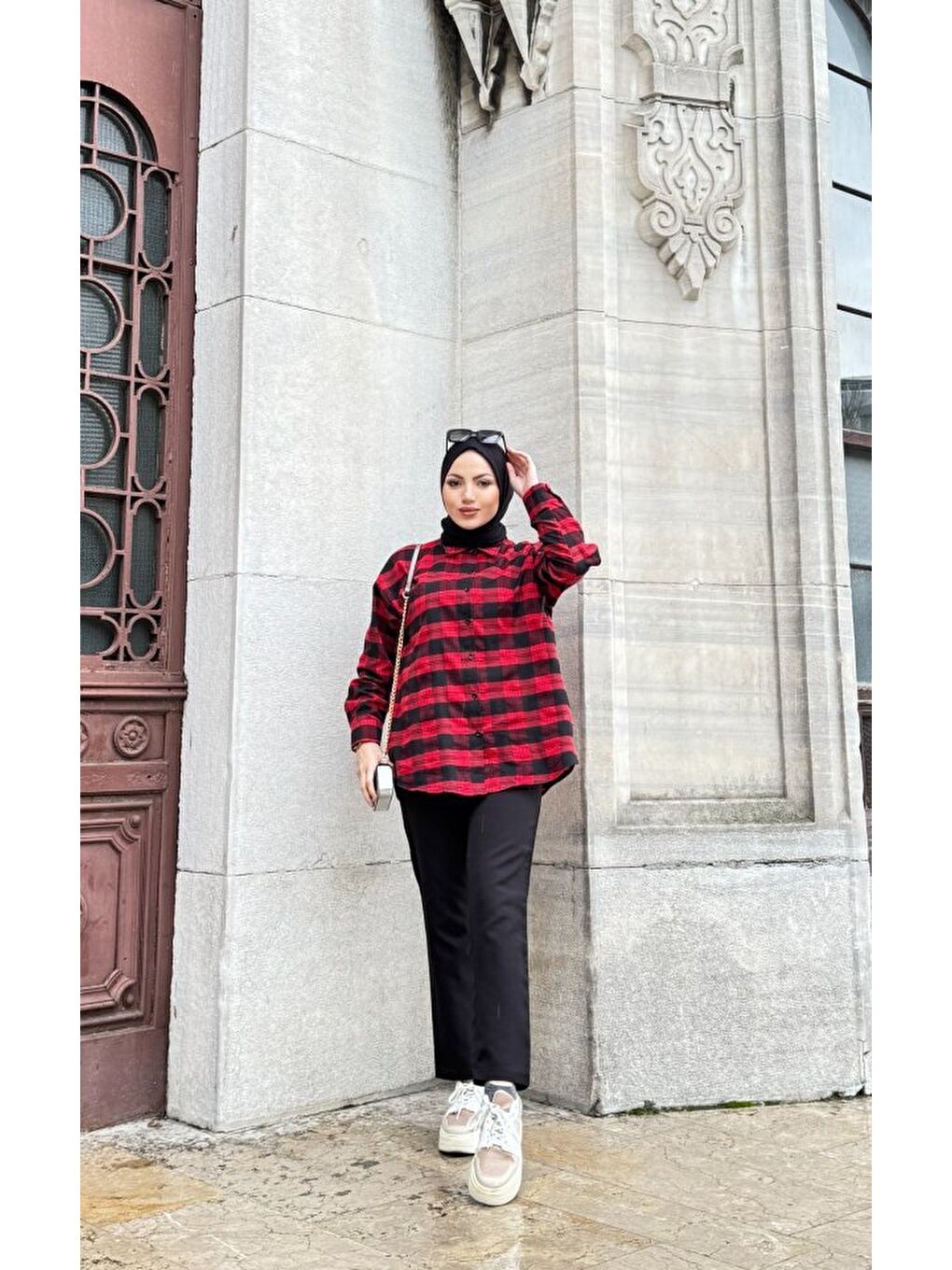 Bordo Kadın Uzun Kollu Yakalı önden Düğmeli Dokuma Gömlek-3